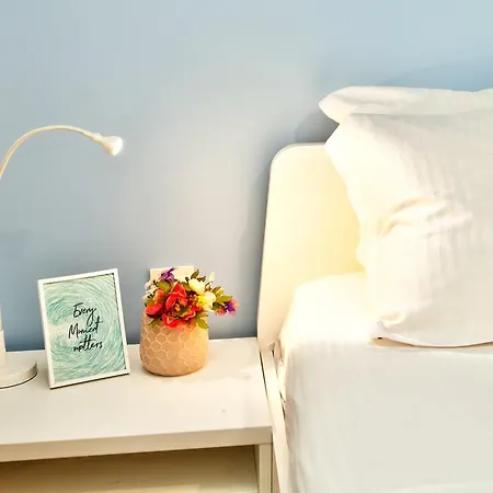 Unbeatable Location Comfy By Flat Mаnager アパート